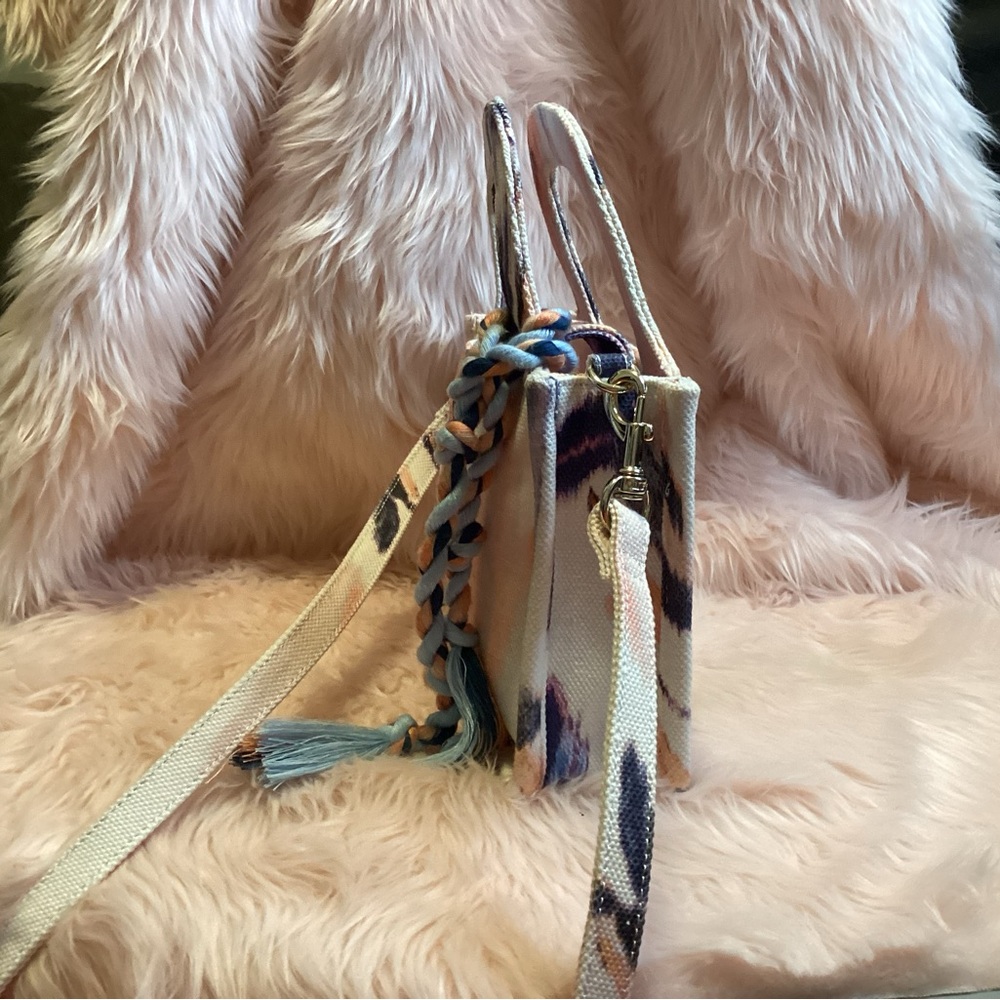 Vince Camuto Mini Bag Cream and Pink with Modern Artistic Flair - Picture 4 of 11